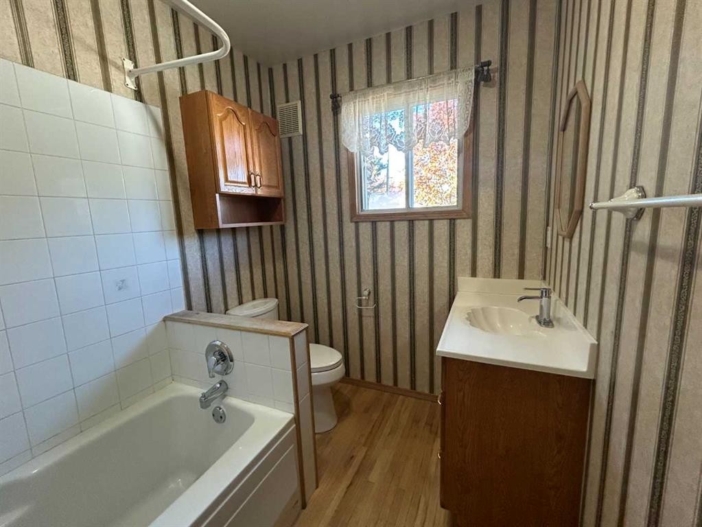 









4516


46

Street,
Camrose,




AB
T4V 1G1

