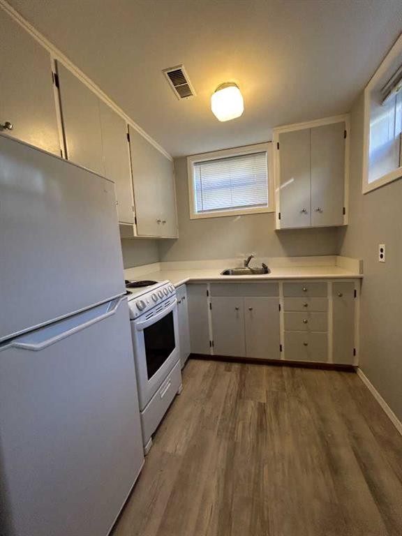 









4516


46

Street,
Camrose,




AB
T4V 1G1

