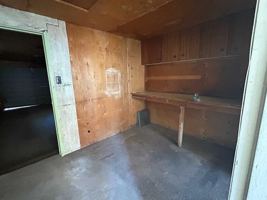 









4516


46

Street,
Camrose,




AB
T4V 1G1

