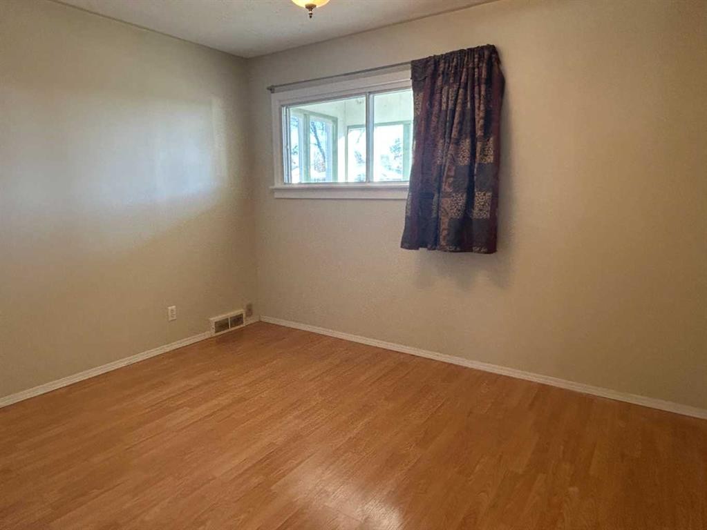 









4516


46

Street,
Camrose,




AB
T4V 1G1

