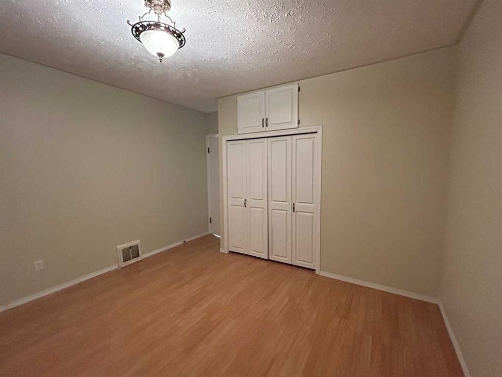 









4516


46

Street,
Camrose,




AB
T4V 1G1

