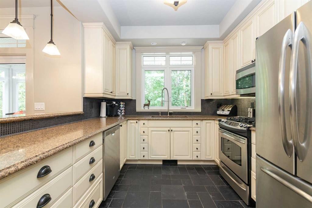 









244


Canal

Street,
Rural Ponoka County,




AB
T4L2N3

