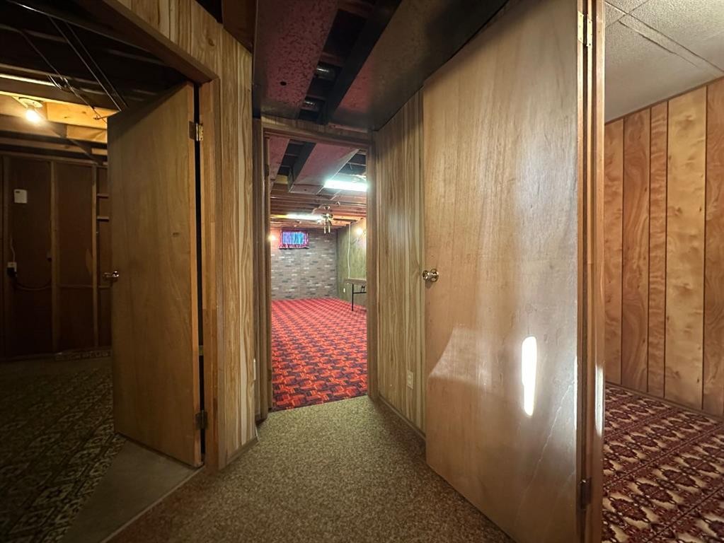 









4601


50

Avenue,
Daysland,




AB
T0B1A0

