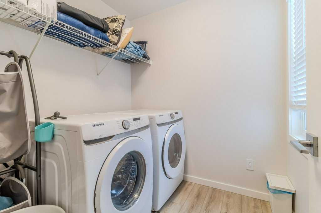 









33


Earl

Close,
Red Deer,




AB
T4P 3G6

