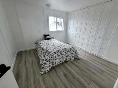 









4402


48

Avenue, Unit 27,
Sylvan Lake,




AB
T4S 1N7

