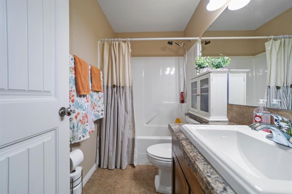 









5414


59

Street,
Camrose,




AB
T4V 5B9

