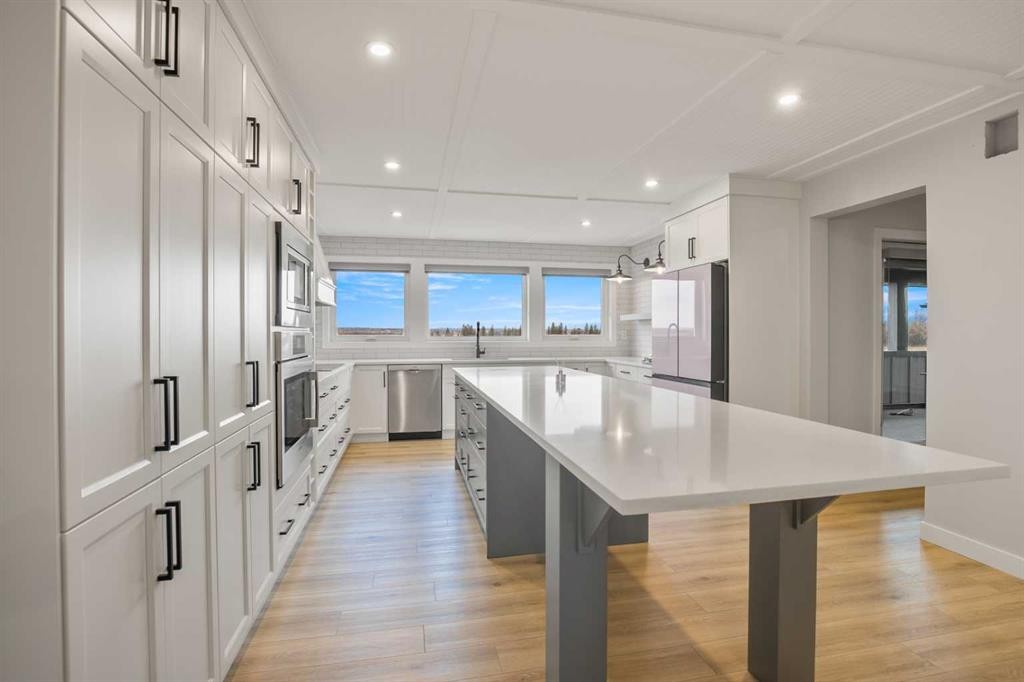 









10


Cameron

Court,
Lacombe,




AB
T4L 0K3

