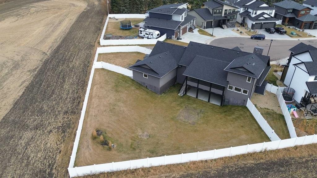 









10


Cameron

Court,
Lacombe,




AB
T4L 0K3

