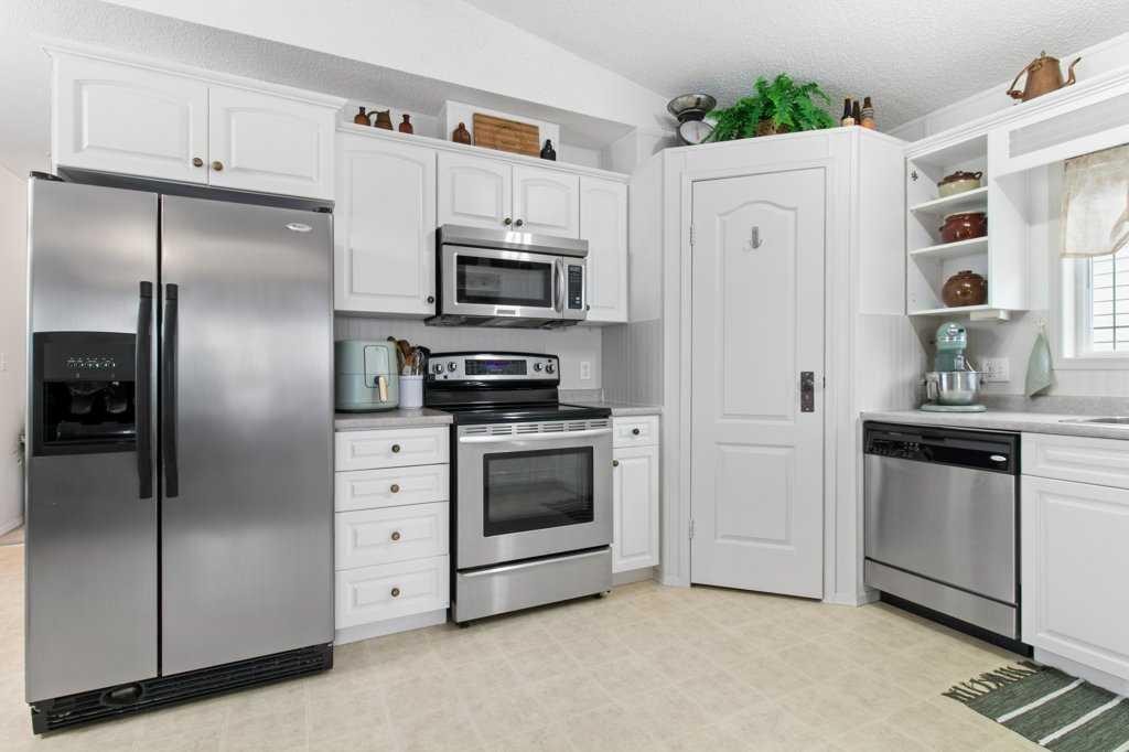 









7


Baywood

Link,
Sylvan Lake,




AB
T4S 0A8

