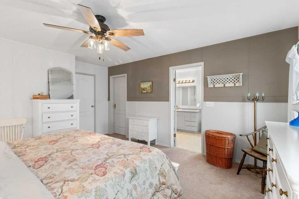 









7


Baywood

Link,
Sylvan Lake,




AB
T4S 0A8

