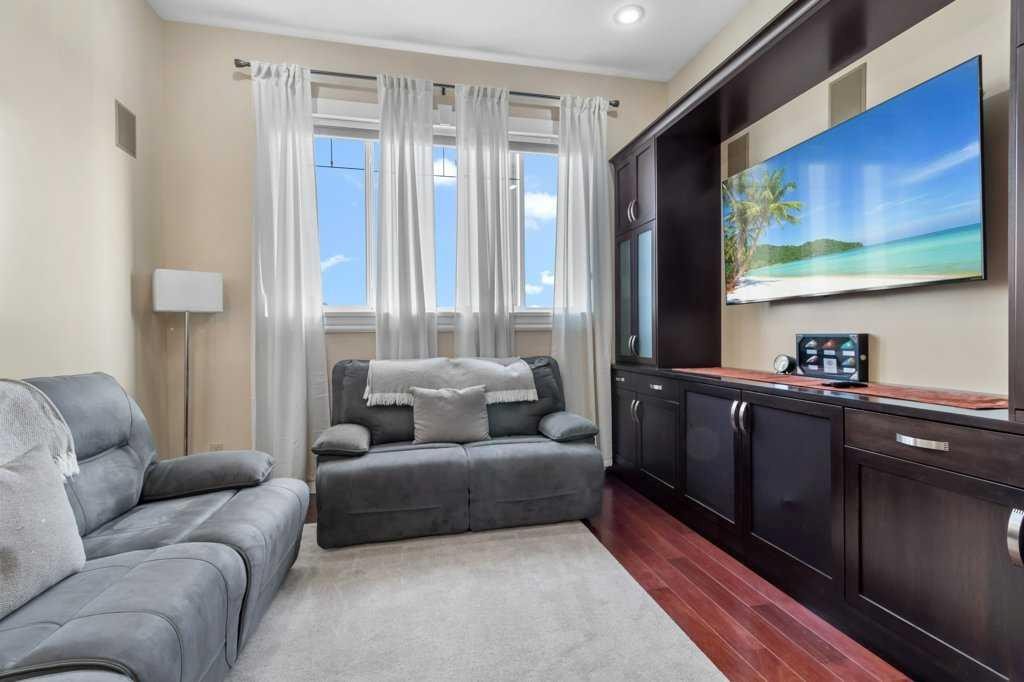 









20


Oakfield

Close,
Red Deer,




AB
T4P 0C9

