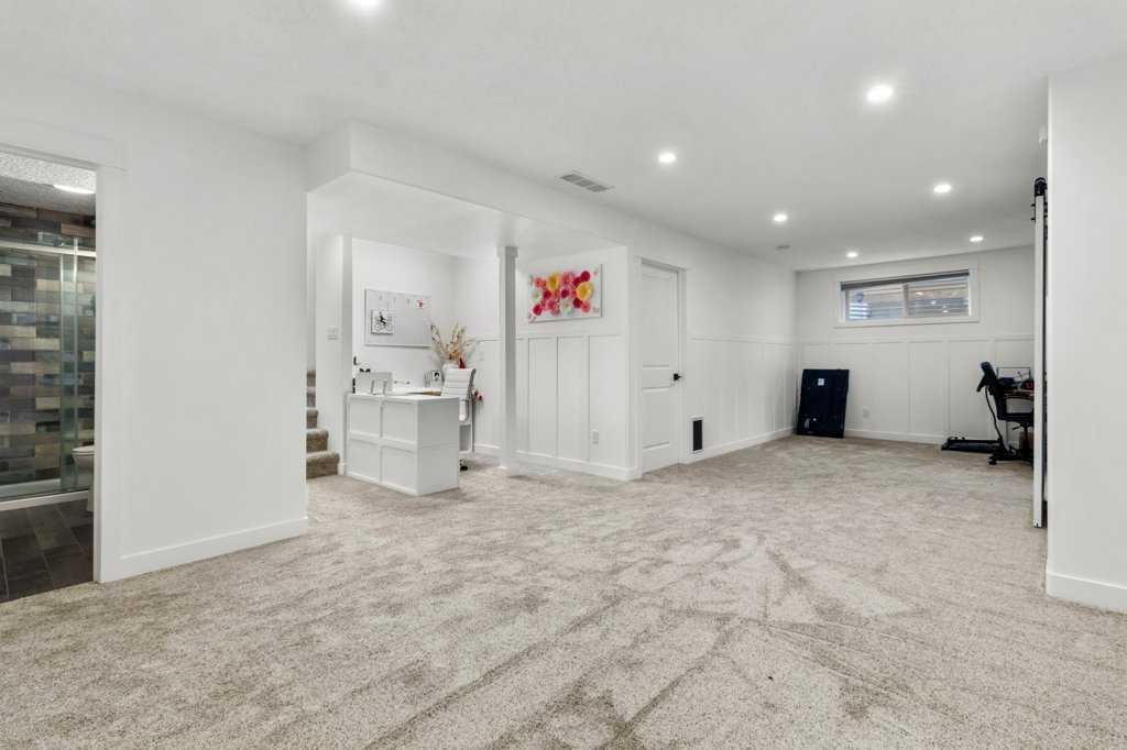 









20


Oakfield

Close,
Red Deer,




AB
T4P 0C9

