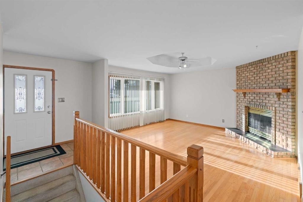 









6502


55

Avenue,
Camrose,




AB
T4V4L8

