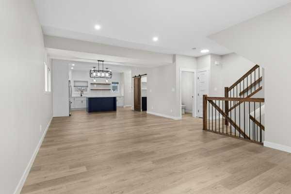 









4-4313


48

Avenue,
Sylvan Lake,




AB
T4N 1N5

