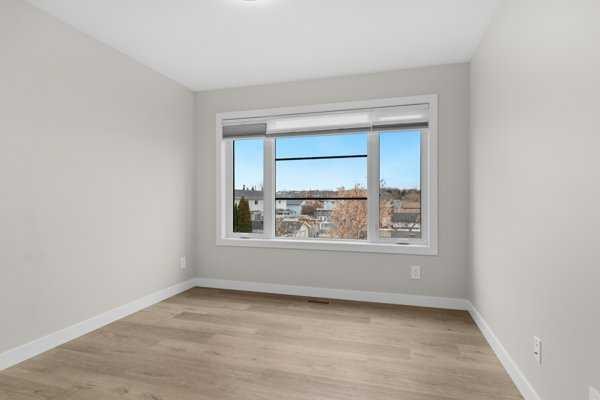 









4-4313


48

Avenue,
Sylvan Lake,




AB
T4N 1N5

