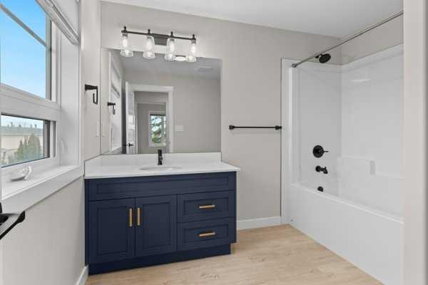 









4-4313


48

Avenue,
Sylvan Lake,




AB
T4N 1N5

