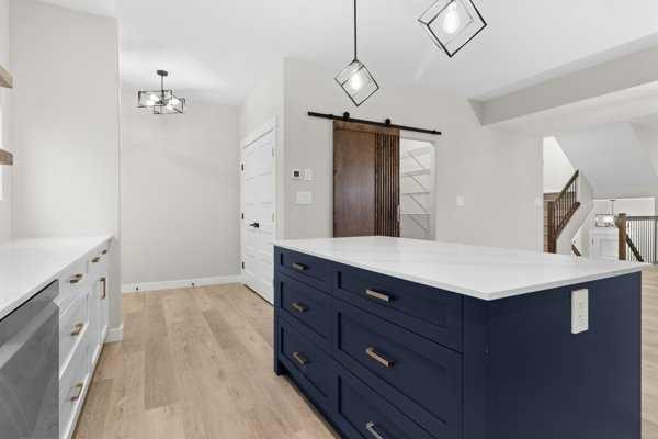 









4-4313


48

Avenue,
Sylvan Lake,




AB
T4N 1N5

