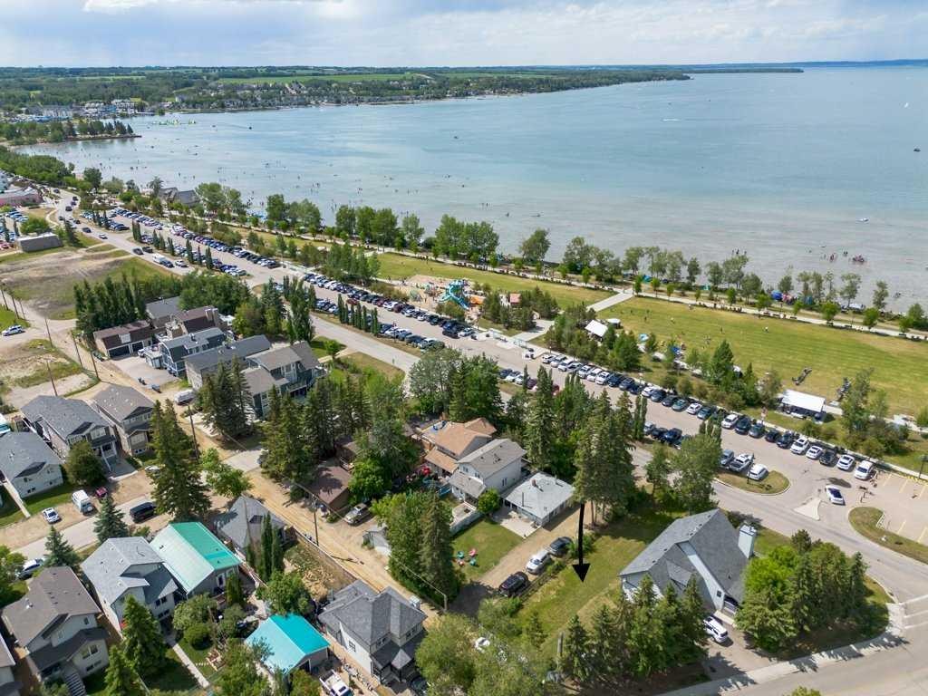 









4003


Lakeshore

Drive,
Sylvan Lake,







AB
T4S 1B9

