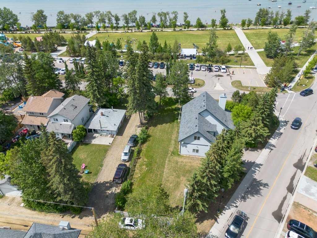 









4003


Lakeshore

Drive,
Sylvan Lake,







AB
T4S 1B9

