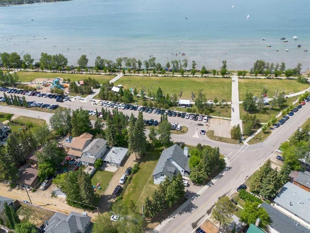 









4003


Lakeshore

Drive,
Sylvan Lake,







AB
T4S 1B9

