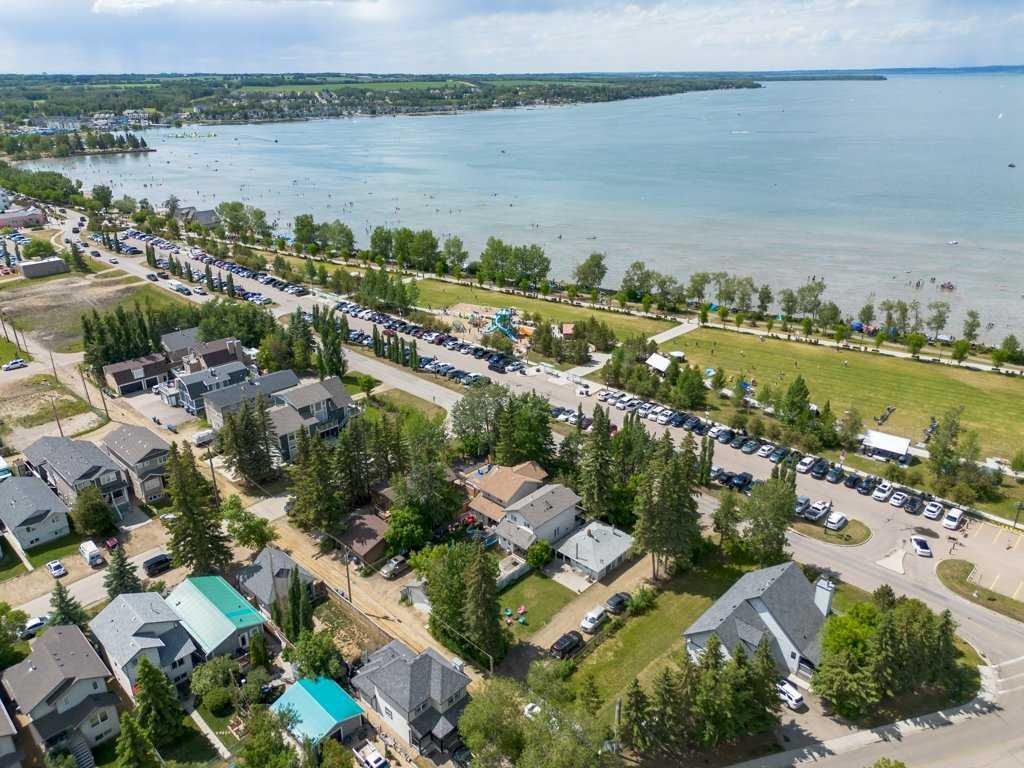 









4003


Lakeshore

Drive,
Sylvan Lake,







AB
T4S 1B9

