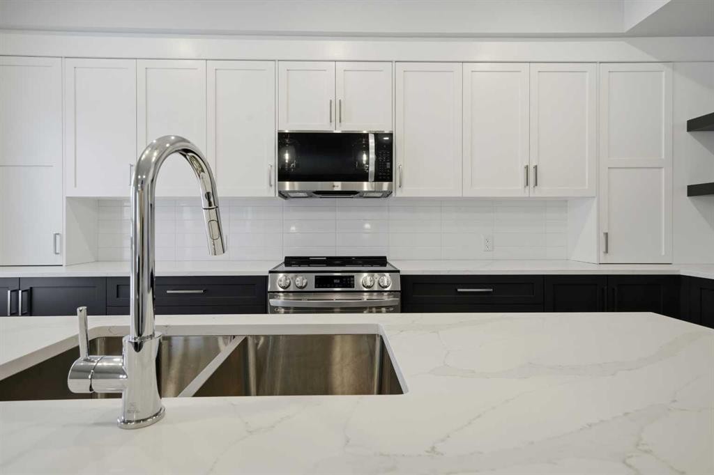 









70


Palmer

Circle,
Blackfalds,




AB
T0M 0J2

