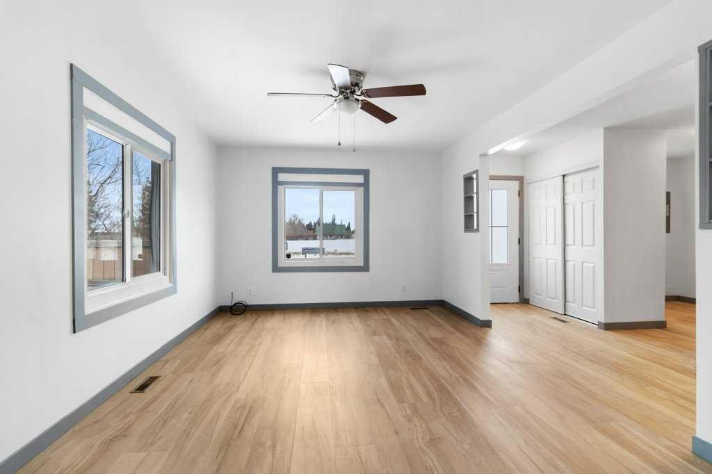 









4919


50

Avenue,
Morningside,




AB
T4L 2N5

