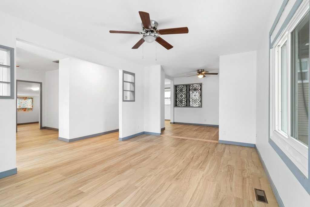 









4919


50

Avenue,
Morningside,




AB
T4L 2N5

