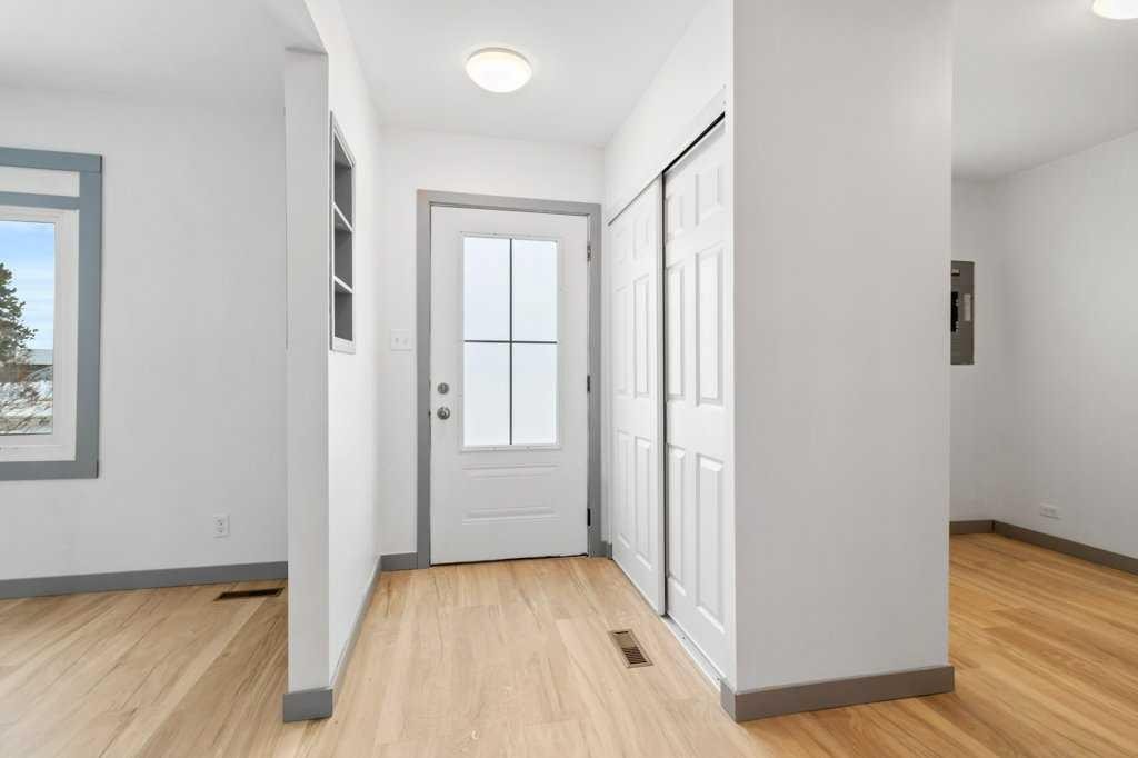 









4919


50

Avenue,
Morningside,




AB
T4L 2N5

