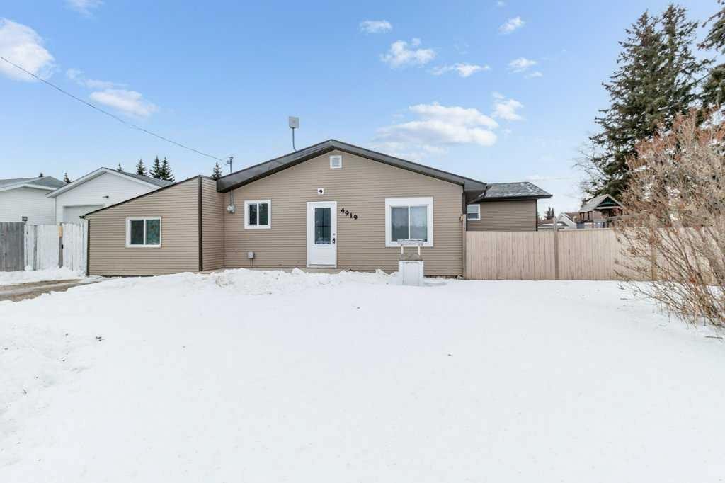 









4919


50

Avenue,
Morningside,




AB
T4L 2N5

