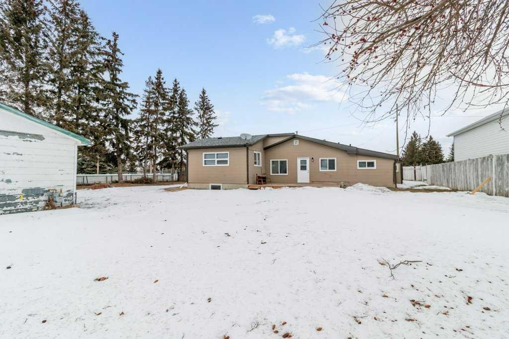 









4919


50

Avenue,
Morningside,




AB
T4L 2N5

