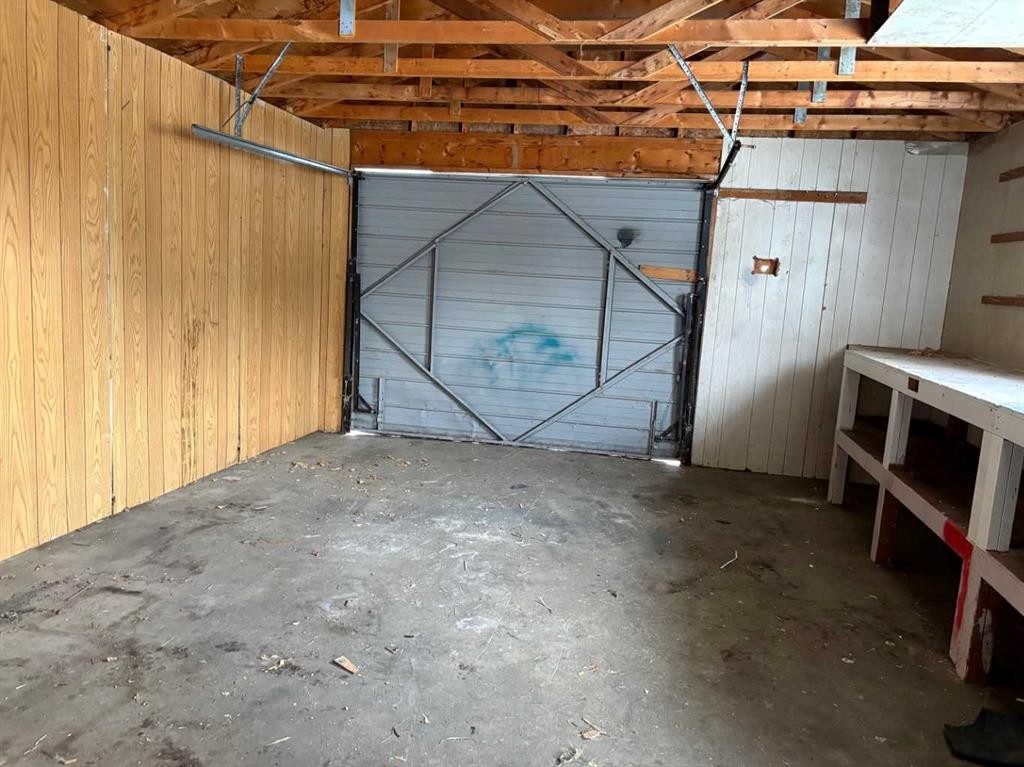 









4919


50

Avenue,
Morningside,




AB
T4L 2N5

