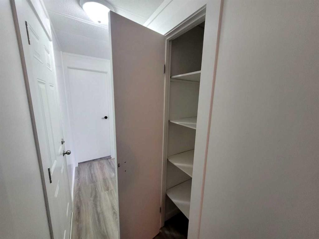 









4402


48

Avenue, Unit 27,
Sylvan Lake,




AB
T4S 1N7

