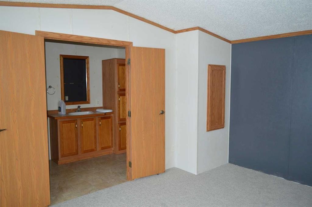 









21


Sifton

Crescent,
Lougheed,




AB
T0B2V0

