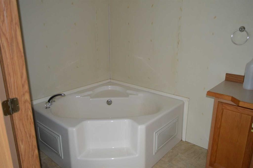 









21


Sifton

Crescent,
Lougheed,




AB
T0B2V0

