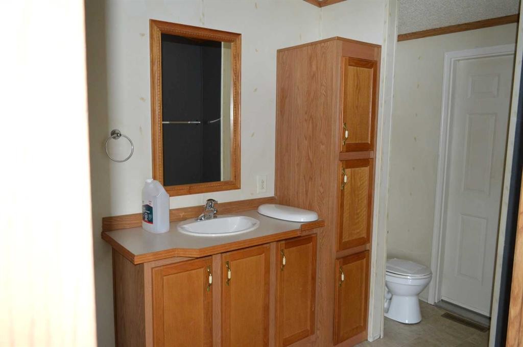 









21


Sifton

Crescent,
Lougheed,




AB
T0B2V0

