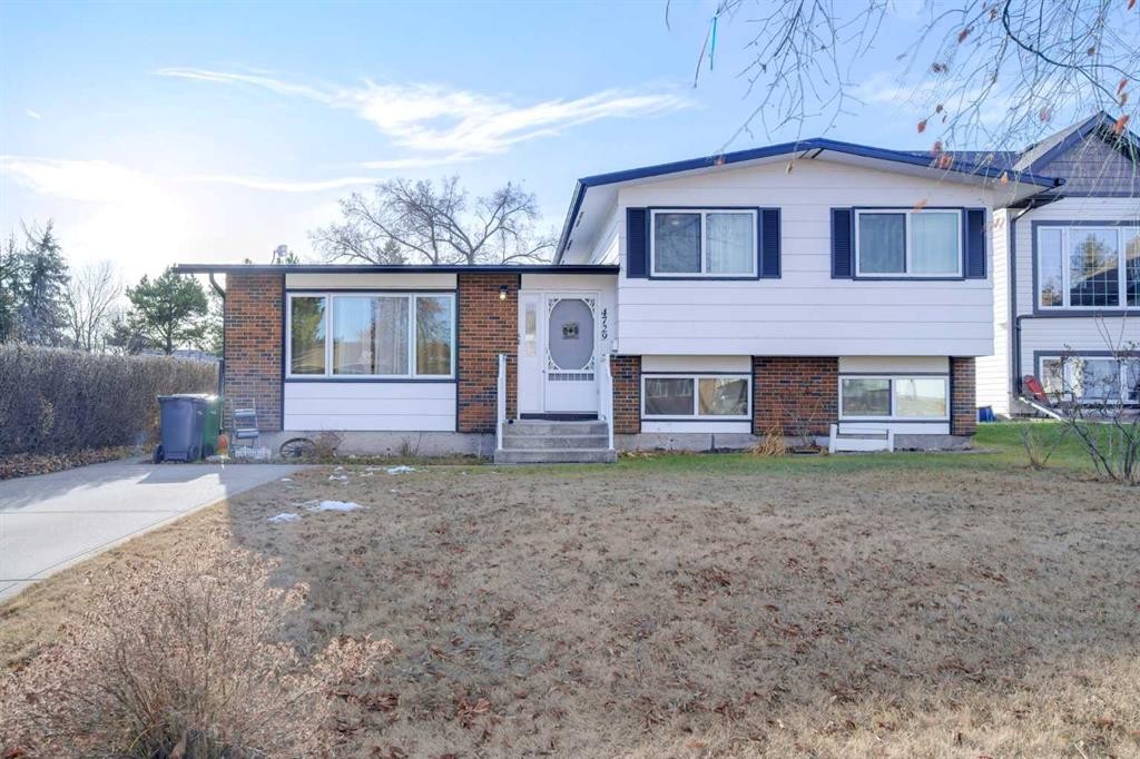 









4729


54

Avenue,
Rimbey,




AB
T0C 2J0

