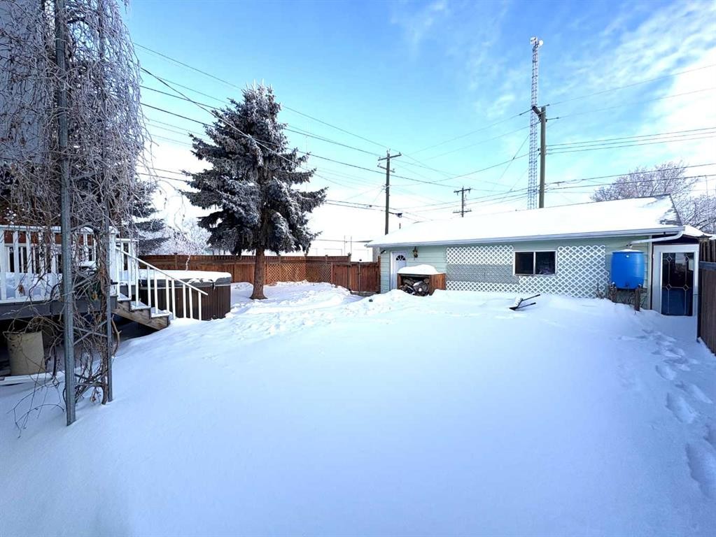 









4913


48

Avenue,
Forestburg,




AB
T0B 1N0

