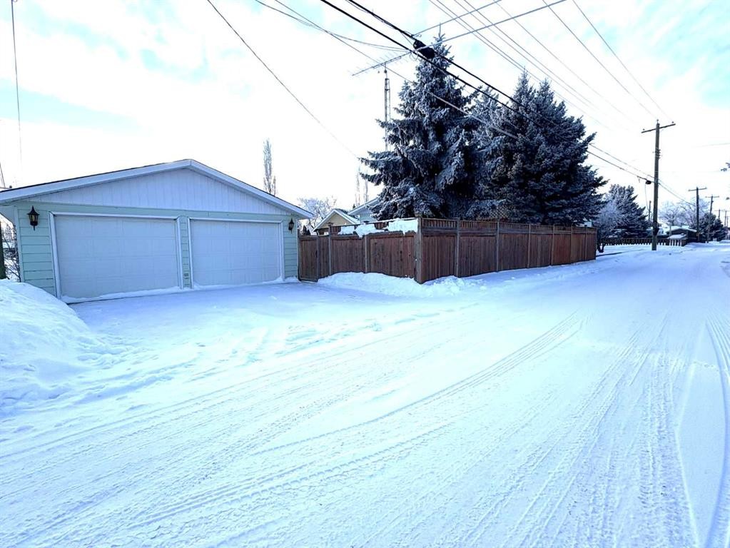 









4913


48

Avenue,
Forestburg,




AB
T0B 1N0

