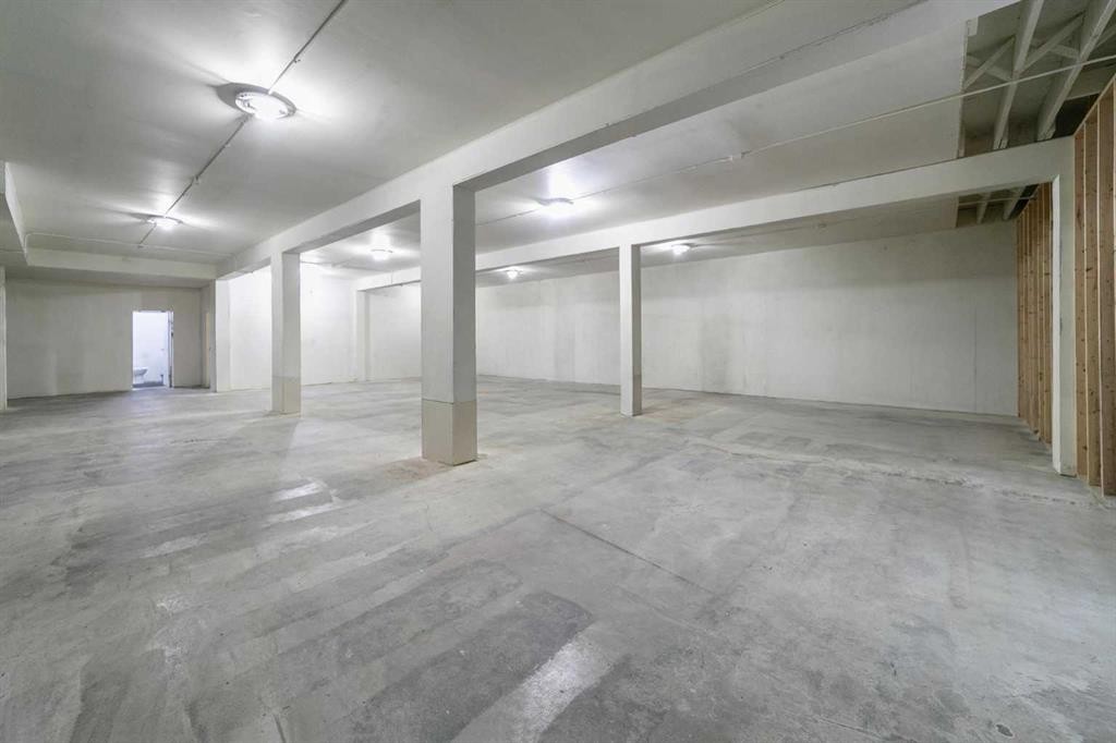 









5017


51

Street,
Camrose,




AB
T4V1N5

