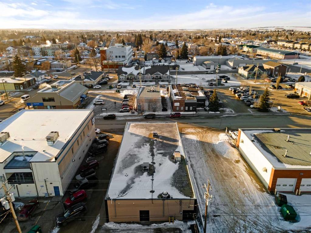 









5017


51

Street,
Camrose,




AB
T4V1N5

