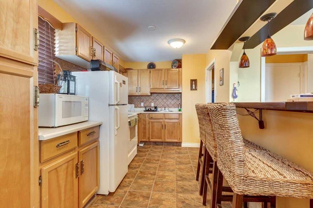 












Buffalo

Drive, 1,
Rural Stettler No. 6, County of,




AB
T0C 3B0

