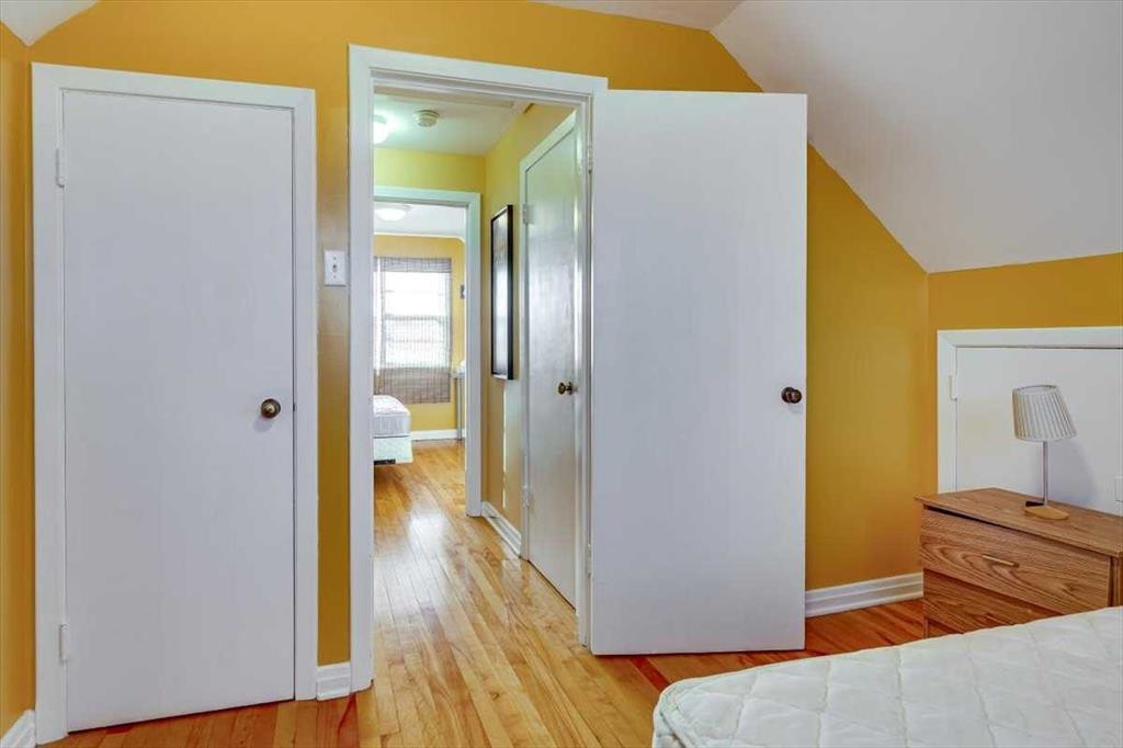 












Buffalo

Drive, 1,
Rural Stettler No. 6, County of,




AB
T0C 3B0

