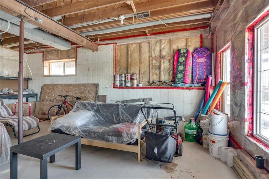 












Buffalo

Drive, 1,
Rural Stettler No. 6, County of,




AB
T0C 3B0

