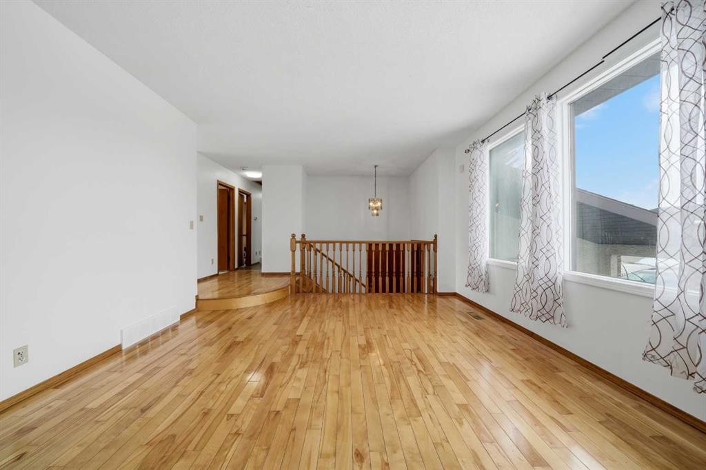 









32


Huget

Crescent,
Red Deer,




AB
T4N 6P4

