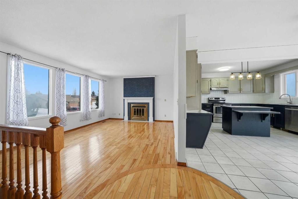 









32


Huget

Crescent,
Red Deer,




AB
T4N 6P4

