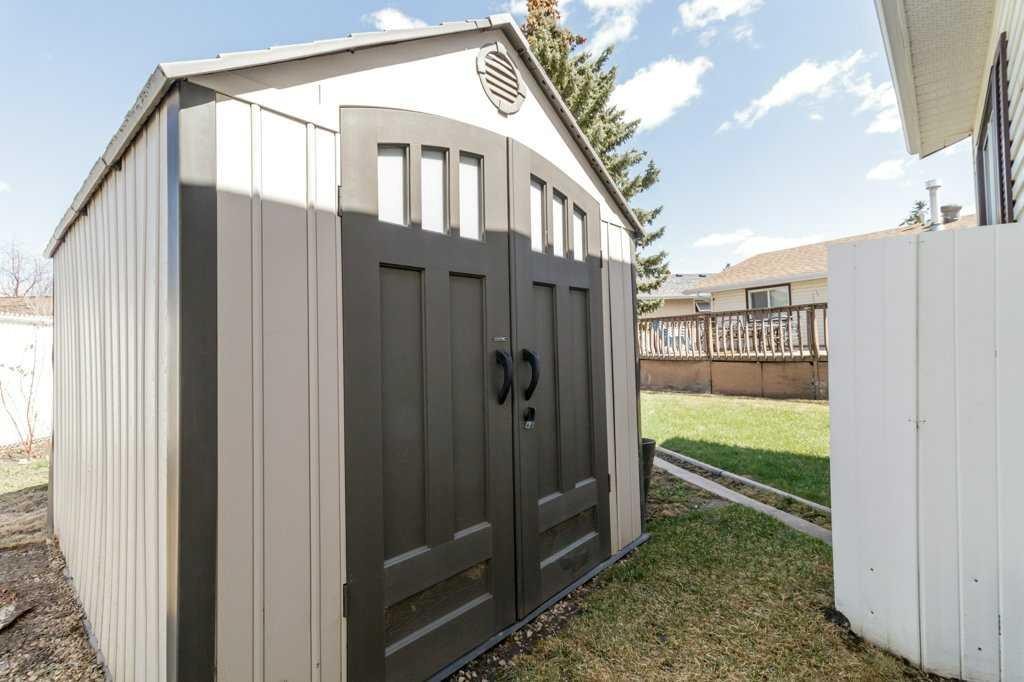 









40


Neal

Close,
Red Deer,




AB
T4P 1N4

