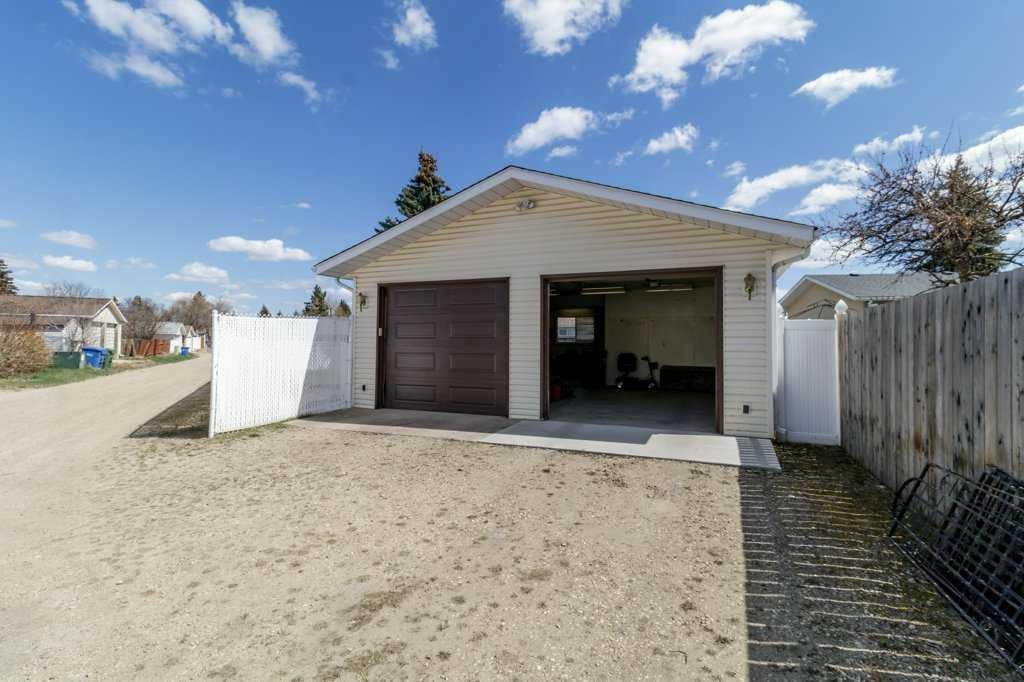 









40


Neal

Close,
Red Deer,




AB
T4P 1N4

