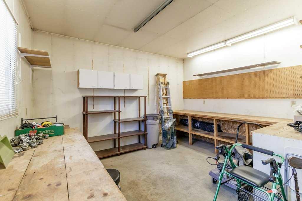 









40


Neal

Close,
Red Deer,




AB
T4P 1N4

