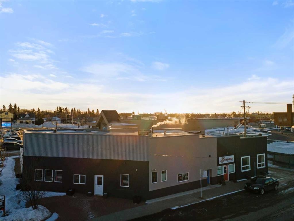 









4803


50

Avenue,
Camrose,




AB
T4V 0S1

